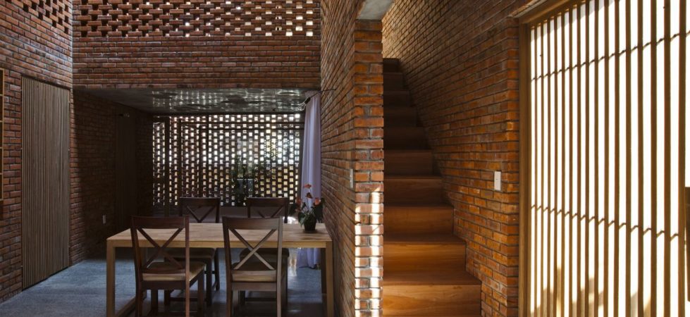 “Brick” interior of the house in coastal city of Vietnam