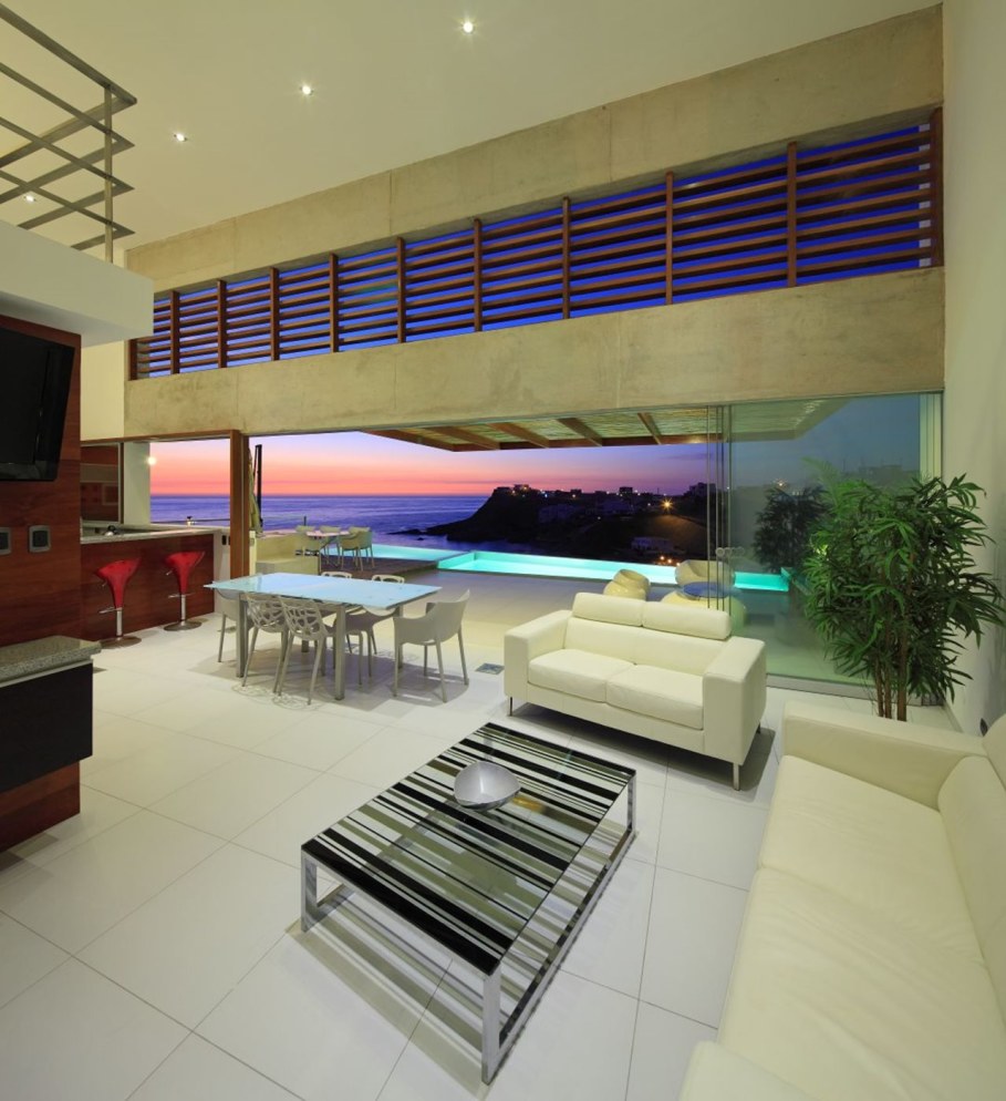 Panoramic Ocean View room design ideas