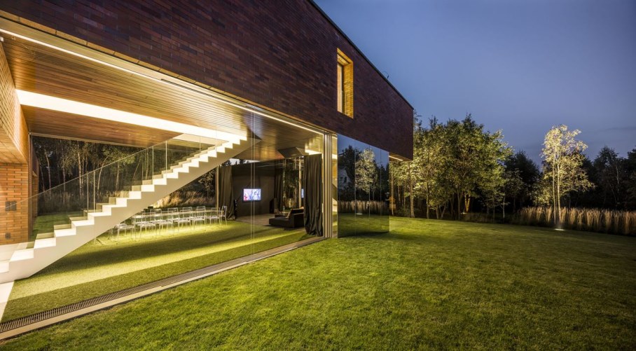 Living-Garden House in Katowice - glass wall