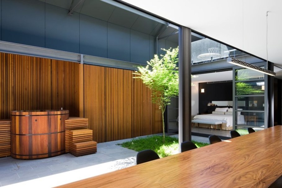 Grand loft house in Australia by Corben Architects studio - Bedroom