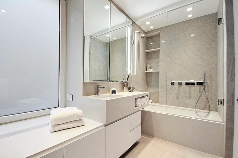 Modern duplex apartment in New York - bathroom