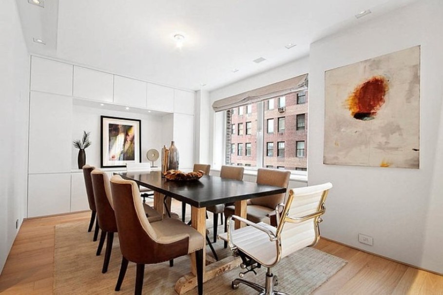 Modern duplex apartment in New York - dining room