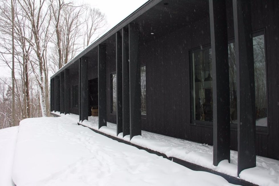 The Forestier chalet in the Canadian woods - Facade