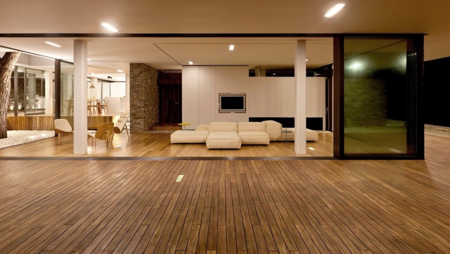 The shining Plane House residence on the Greek island - Living room