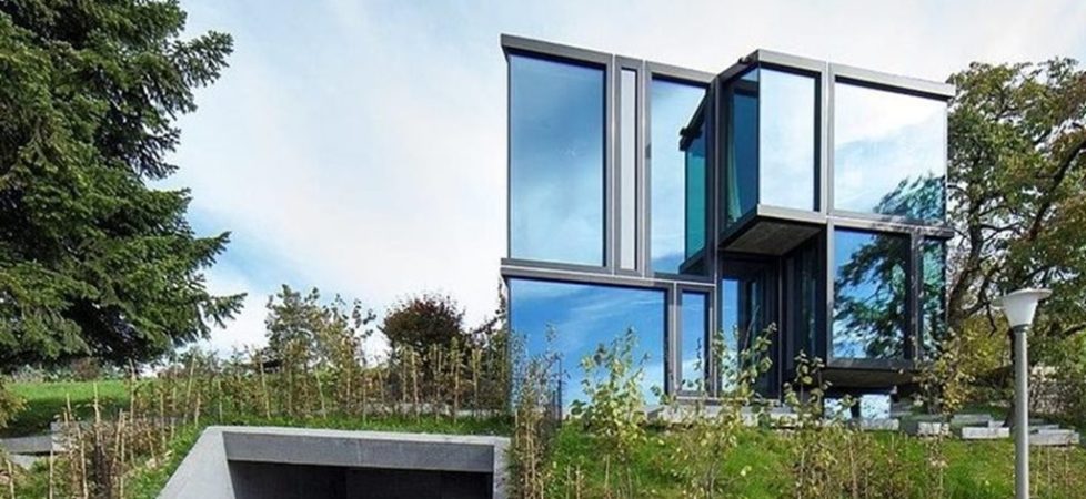 DesignofacountryhouseofglassandconcretebyLPArchitekten