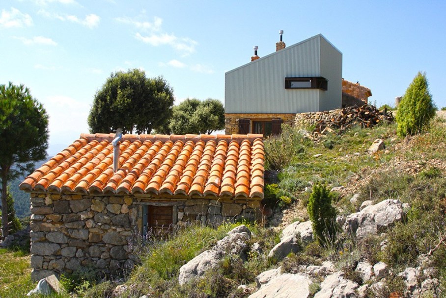 Mas del Caixo House in Spain From Teo Hidalgo Nacher and Felipe Garcia 1