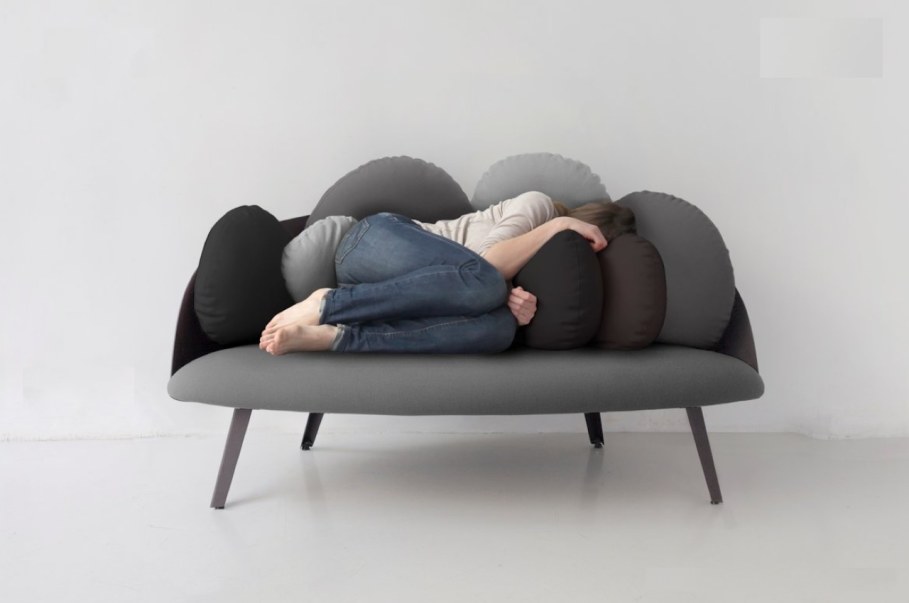 Nubilo - a miniature sofa in a cloud shape - comfortable
