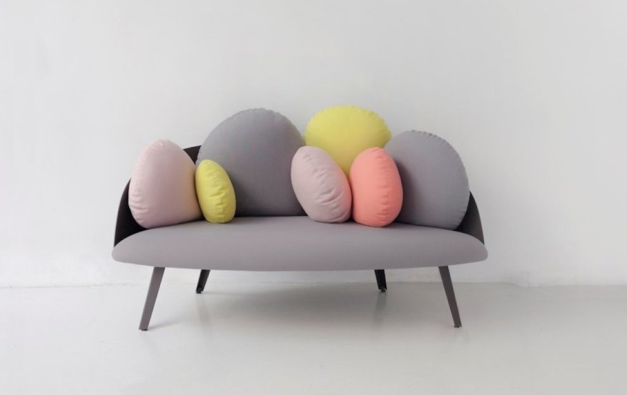 Nubilo - a miniature sofa in a cloud shape - pink