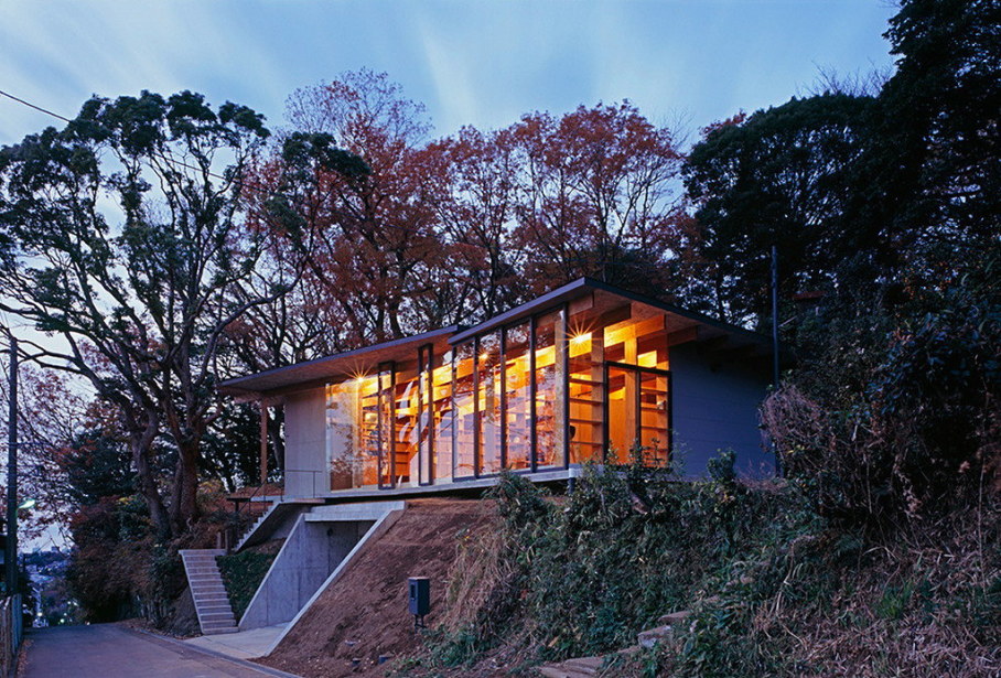 The house is on top of a ridge in Japan 1