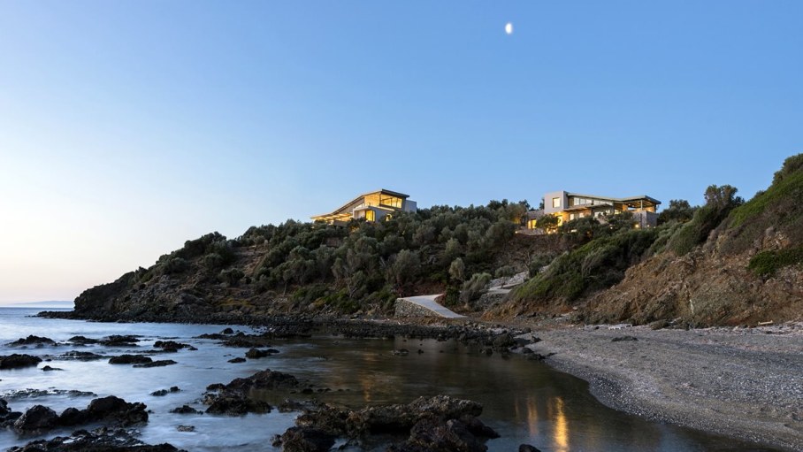 Two villas on the Aegean coast - Exterior 3