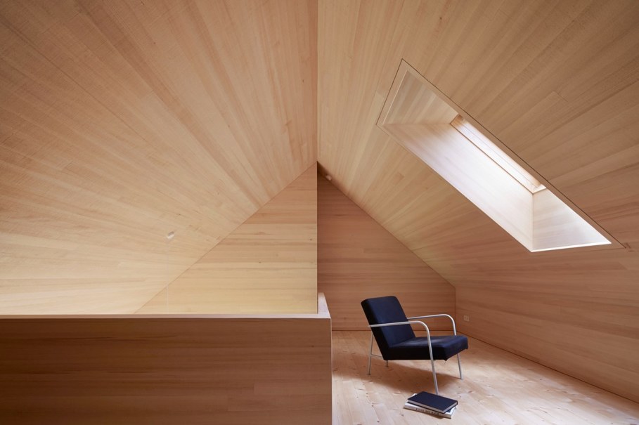 Wooden house by Innauer-Matt Architekten in Austria 12