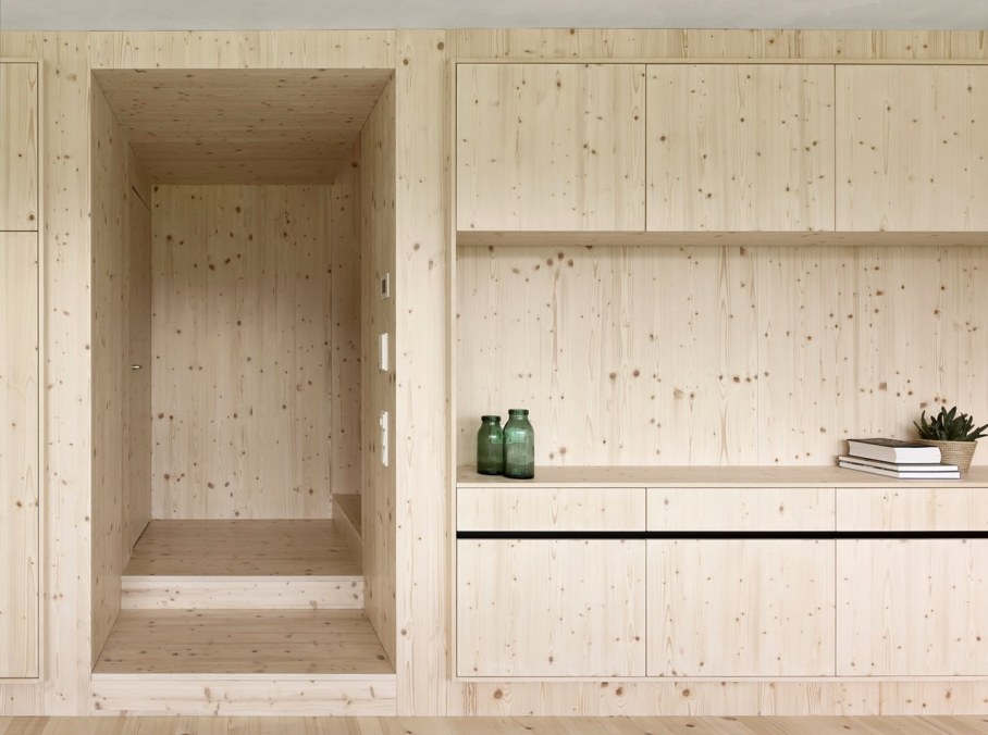 Wooden house by Innauer-Matt Architekten in Austria 7