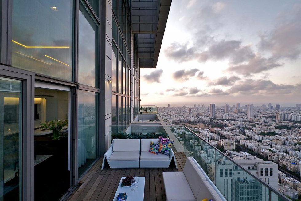 3-story penthouse Sky in Tel Aviv, Israel - Terrace