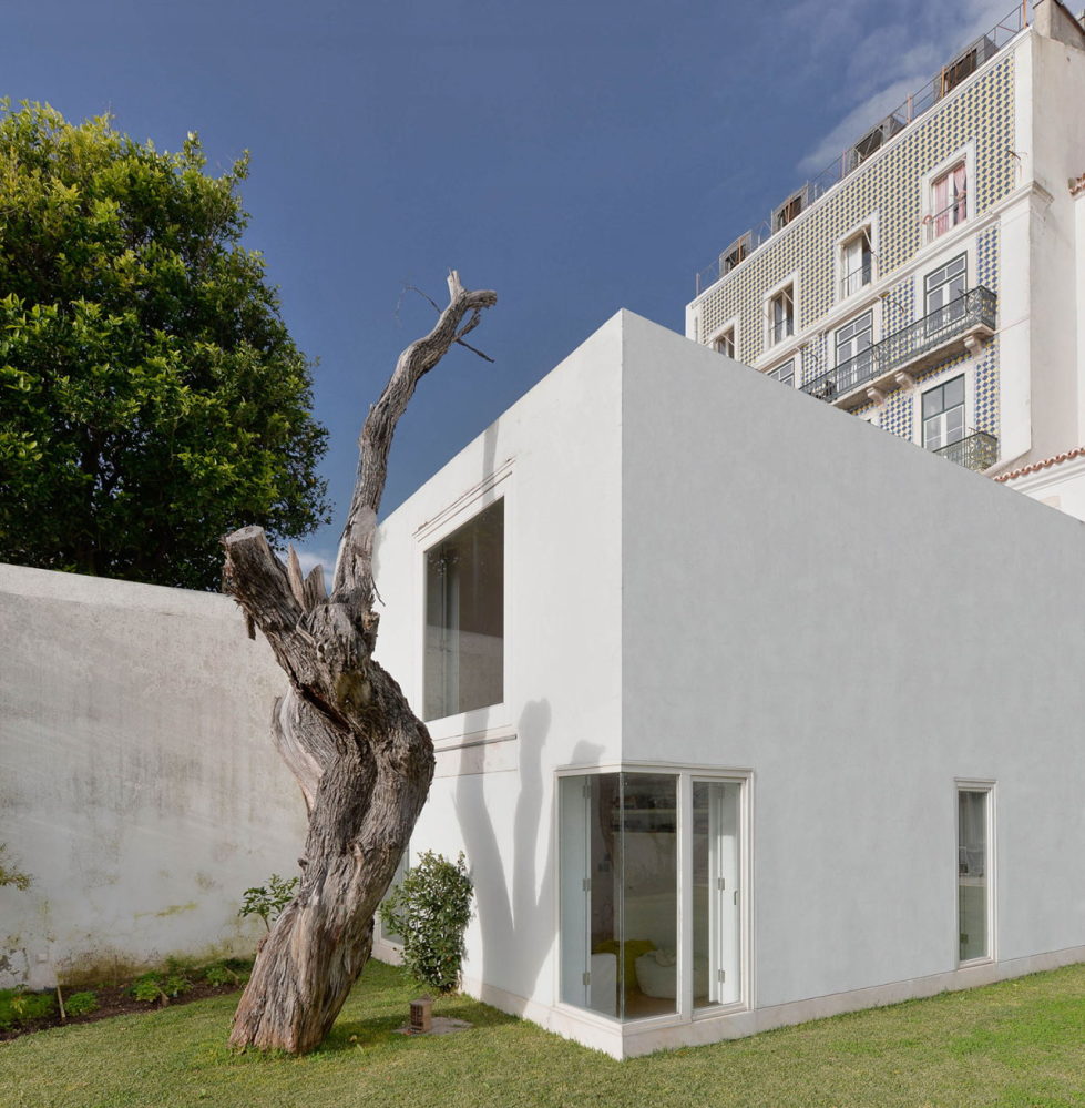 The luxury interior by Aires Mateus Arquitectos, Lisbon