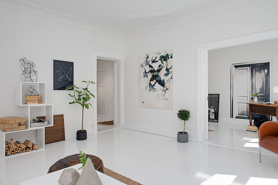 The snow-white three bedroom apartment in Sweden 6