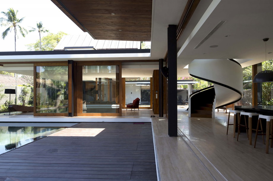 The sophisticated and elegant design of the Svarga Residence in Bali, Indonesia 11