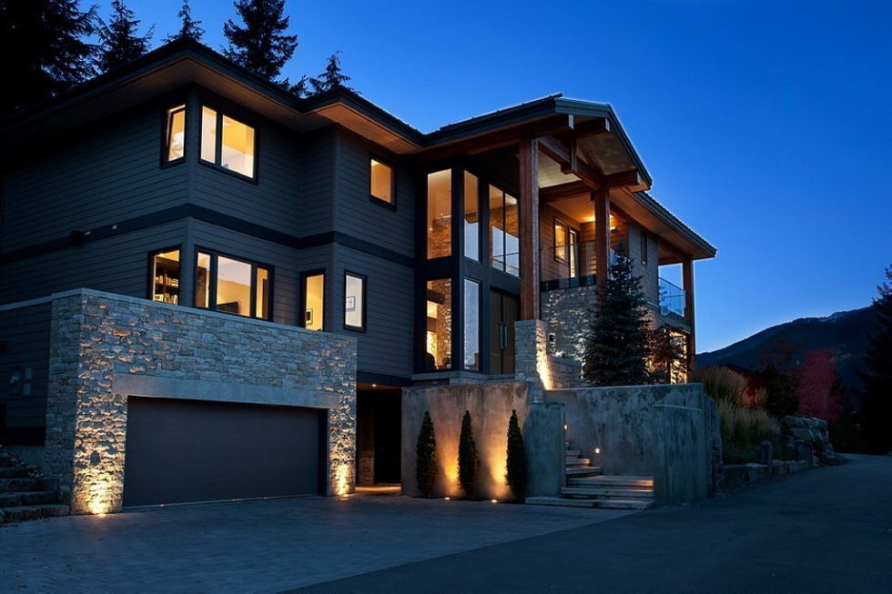 A Stylish House In British Columbian Mountains Worthing $8.5 Million 2