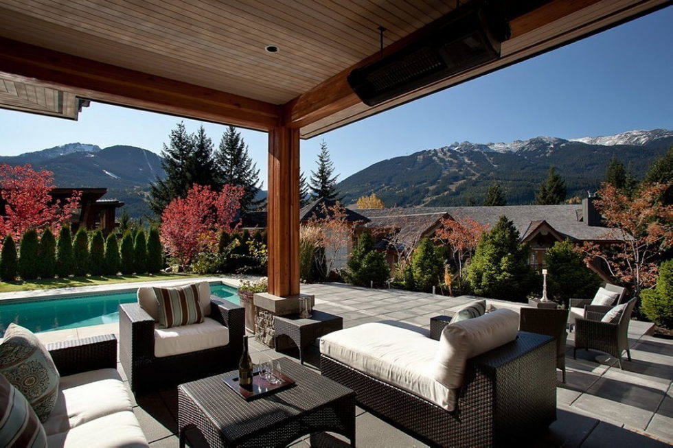 A Stylish House In British Columbian Mountains Worthing $8.5 Million 9