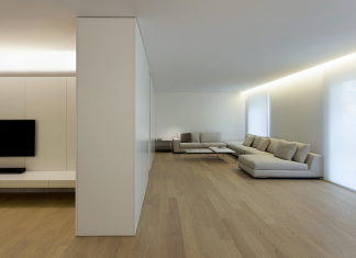 Contemporarily Designed Apartment In València by Fran Silvestre Arquitectos