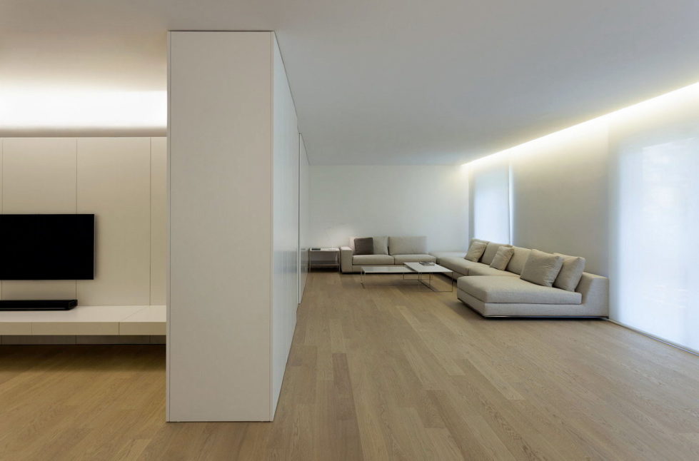Contemporarily Designed Apartment In Valencia by Fran Silvestre Arquitectos 1