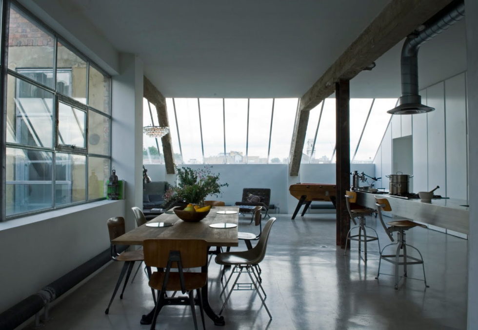 Loft in the clothing factory in London - Kitchen and dining room