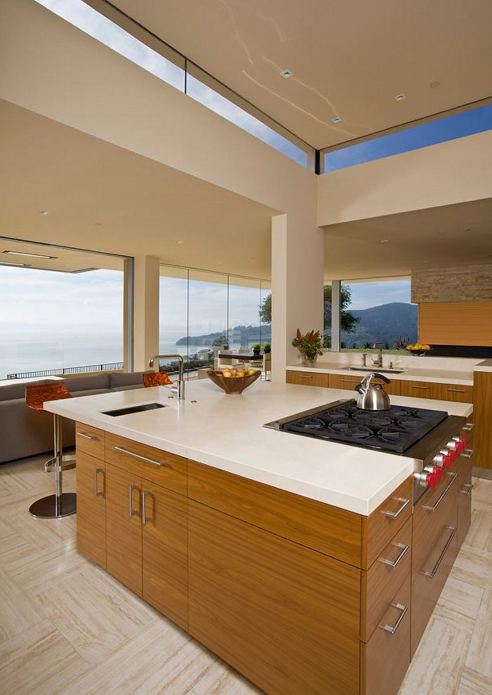 The Garay Residence on the shores of San Francisco Bay from Swatt Miers Architects 14
