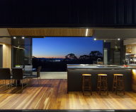 Modern Family Valley House In Australia From Philip M Dingemanse