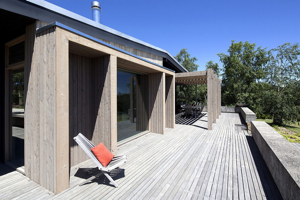 Plinth House in Australia from the Luke Stanley Architects 5