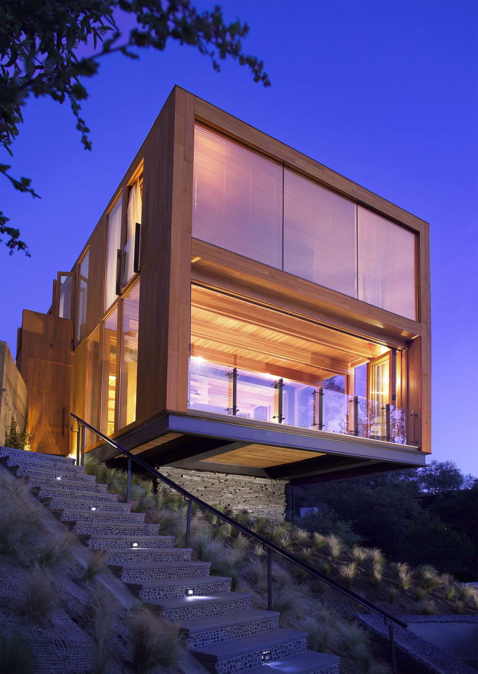 The Hollywood HIlls Box mansion in Los Angeles 1