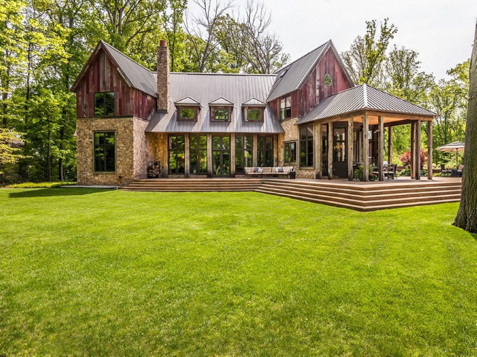 The charming village house in Indianapolis, Indiana, USA is displayed for sale for $ 2.5 million 29
