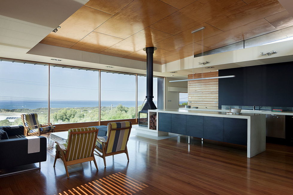 The country house Dame of Melba for resting at the ocean shore from Seeley Architects 4