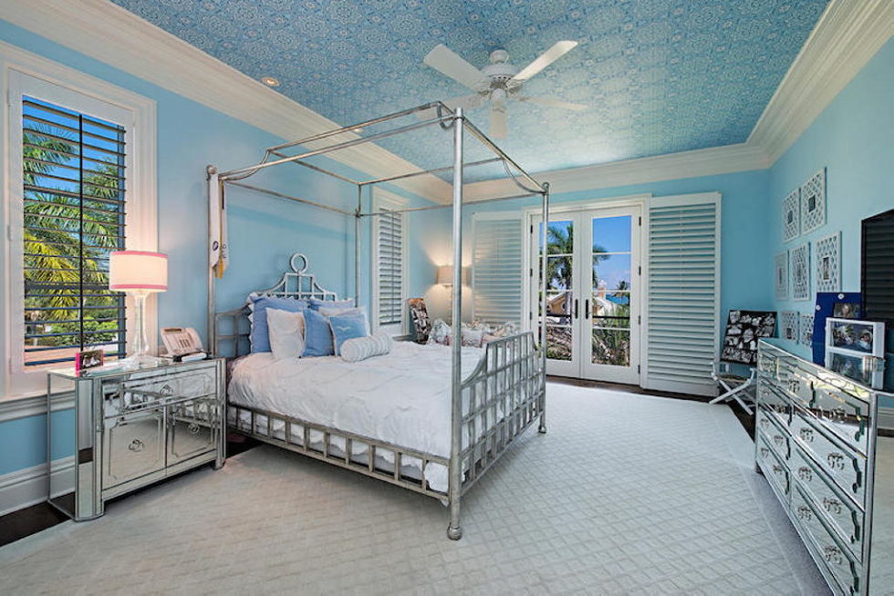The luxury house for $ 8.3 million in Old Naples, USA 20