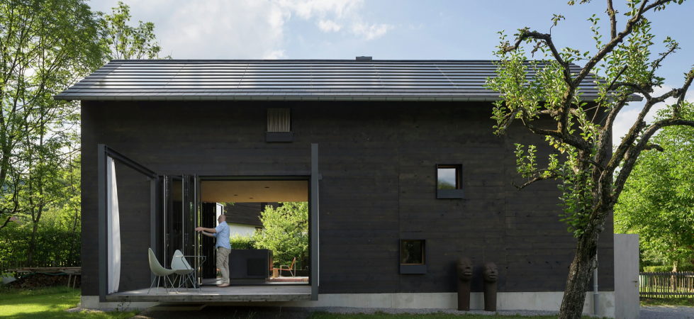 Wooden House At The Upper Bavaria From Arnhard und Eck Architekten Bureau