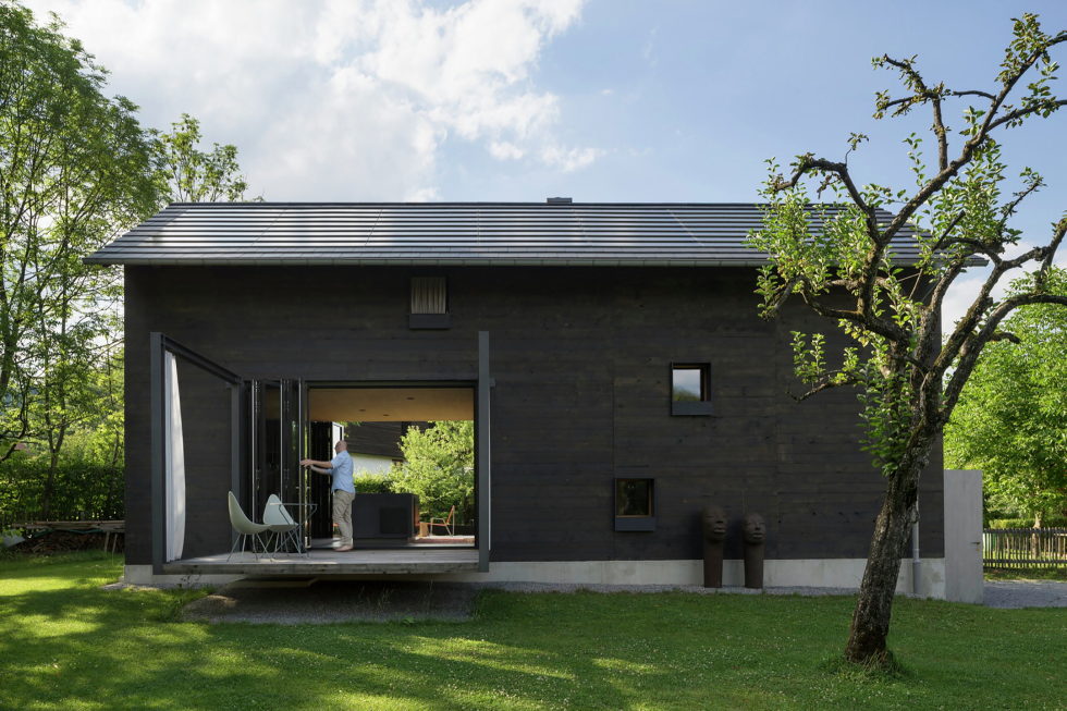 Wooden House At The Upper Bavaria From Arnhard und Eck Architekten Bureau 4