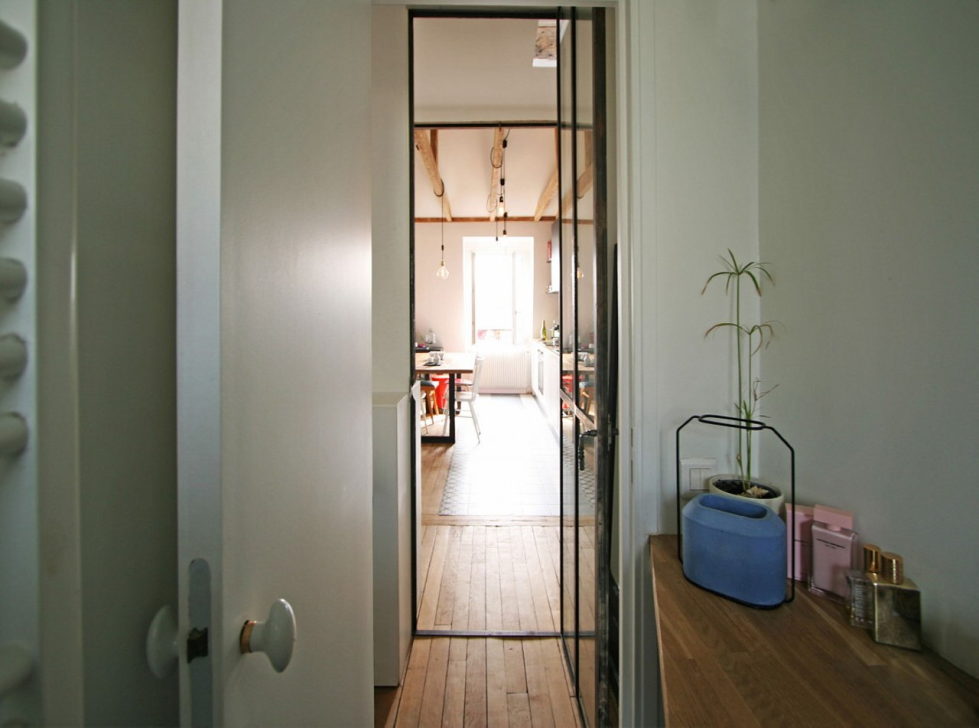 Modern Apartment Instead Of Attic Premises In Paris From Atelier DCCP Architectes 33