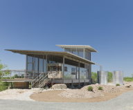 The House Made Of Aluminum Trailer In Texas From Andrew Hinman Architecture