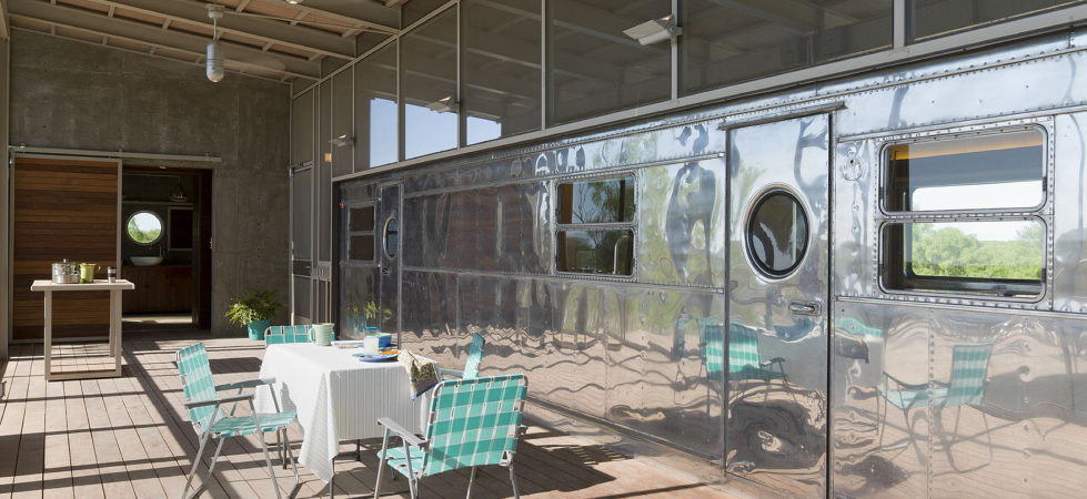 The House Made Of Aluminum Trailer In Texas From Andrew Hinman Architecture