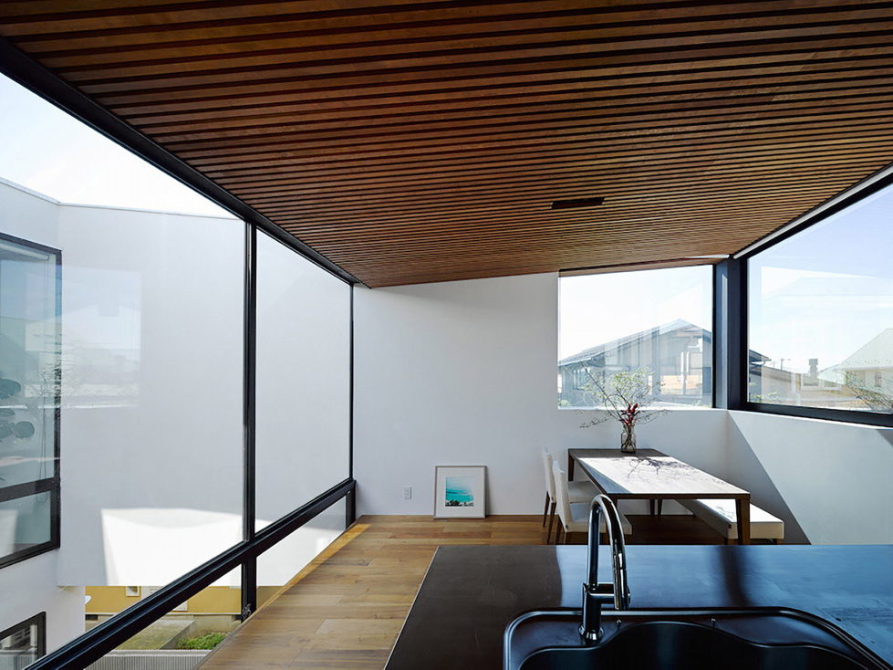The Wave house by the APOLLO Architects & Associates studio 3