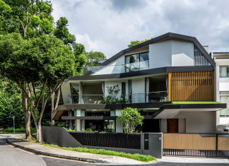 Luxurious Trevose House In Modern Style In Singapore