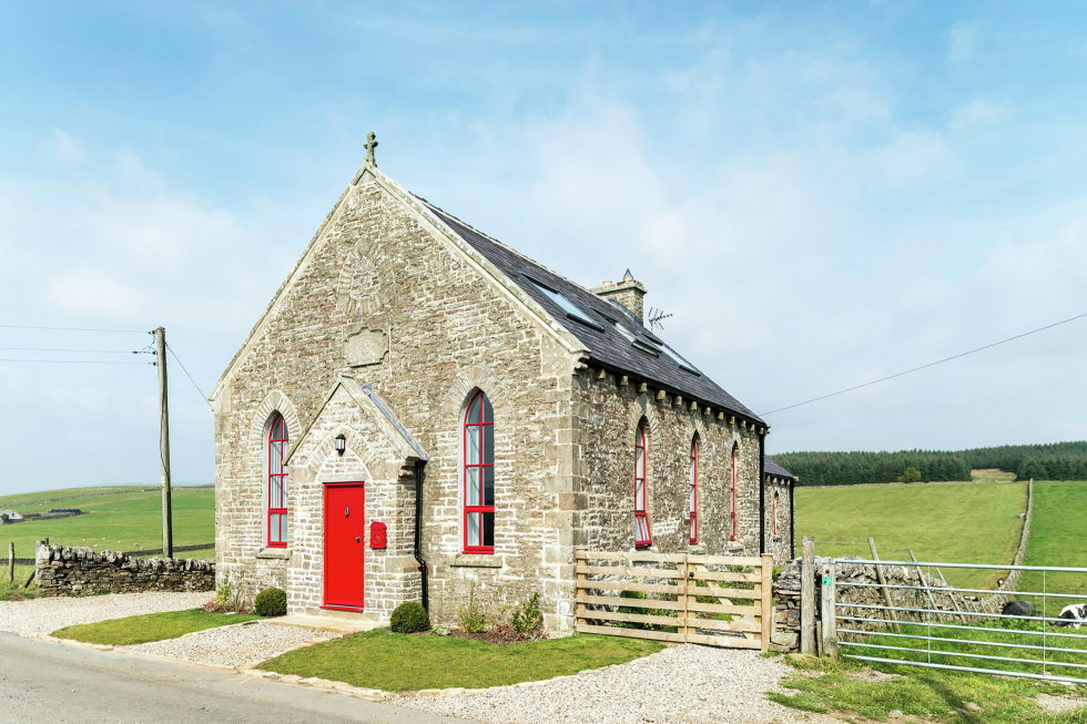 Transforming of the monastery into a house by the project of the Evolution Design studio 1