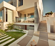 Two Storey Casa Manduka House On The South Of Spain Upon The Project Of Sergio Suarez Marchena