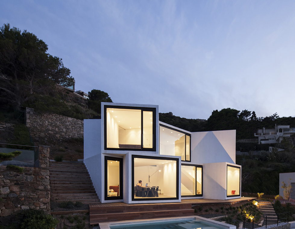 Sunflower House Luxurious Villa In Spain, The Project Of Cadaval & Sola-Morales Studio 1