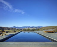The Country House In The Picturesque Valley The Project Of Olson Kundig Studio 15