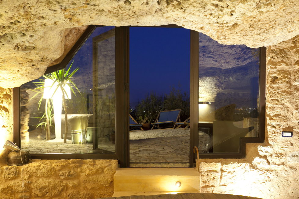 The Cave House On The Sicily Island Italy 12