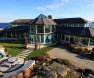 The Magnificent Residence On The Sea In Victoria Canada 1