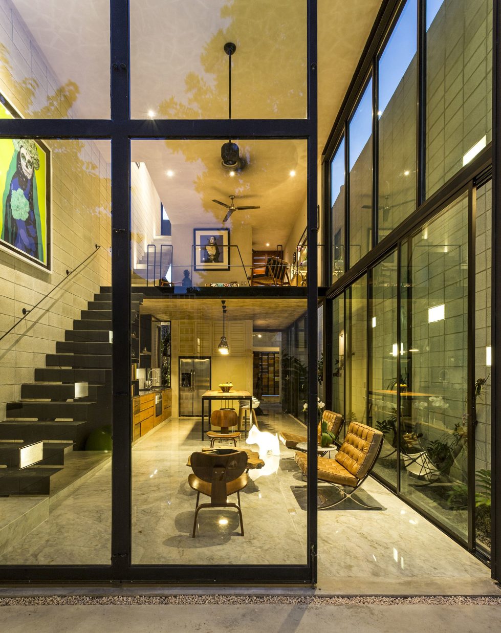 The Glass House In Mexico From Taller Estilo Studio 9