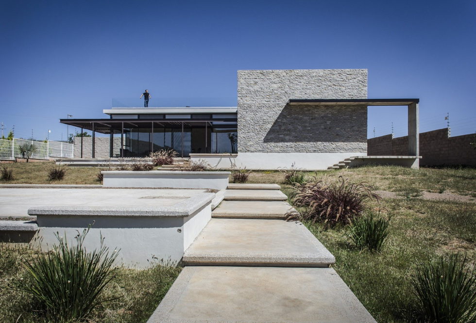 The modern private house La Tomatina house in Aguascalientes, Mexico 21