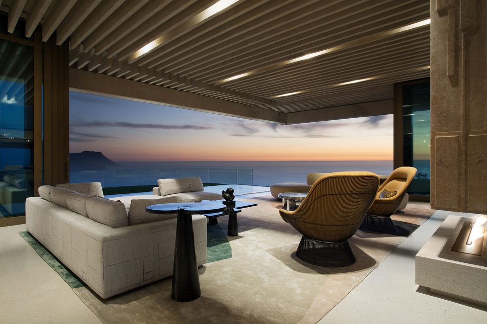 OVD 919 Villa At The Root Of Lion Head Mountain In South Africa From SAOTA Studio 5
