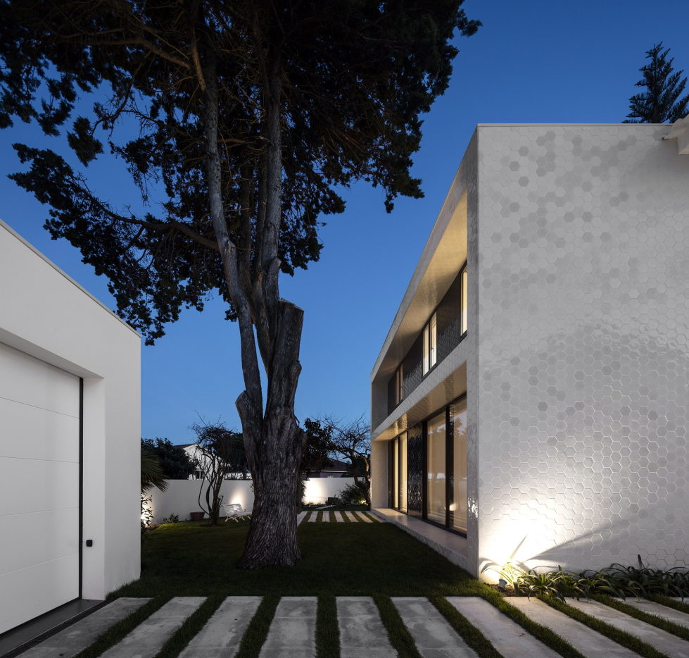 Oeiras House in Portugal from Joao Tiago Aguiar studio 4