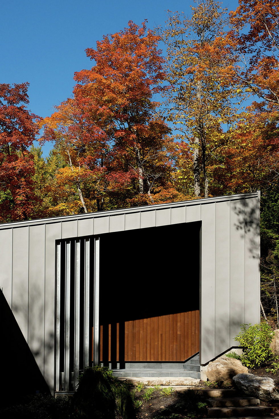 The cottage on the lake from the Boom Town architectural bureau 8